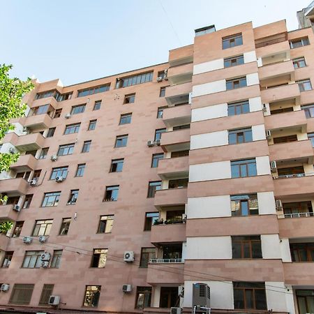 Umba Apartment N6 - New Building Erivan Exterior foto